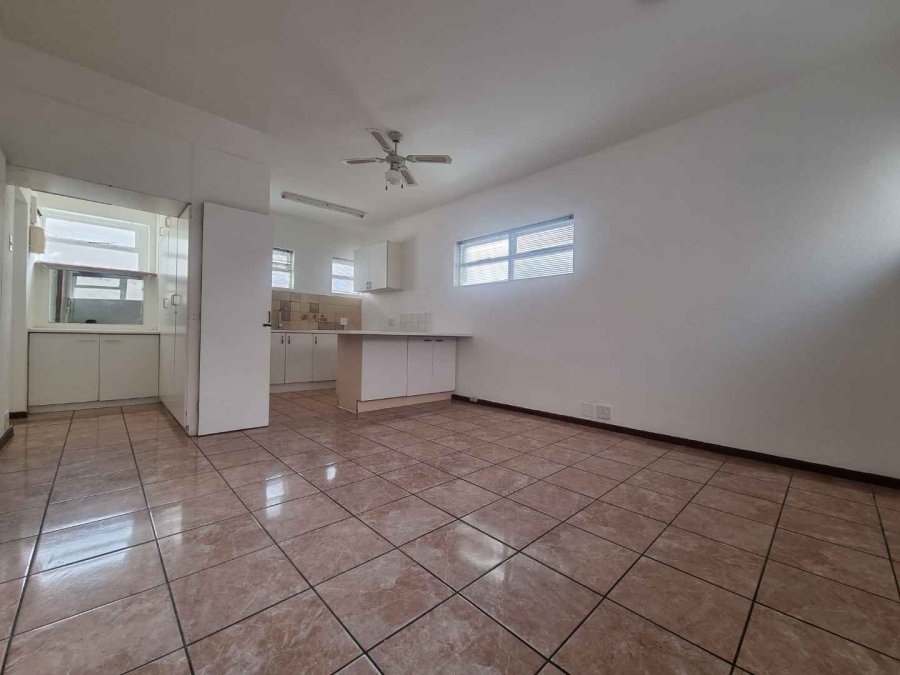 To Let 0 Bedroom Property for Rent in Sea Point Western Cape